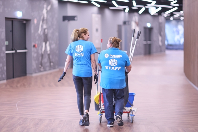 Takarítás, facility management munka: a működés csendes alapja