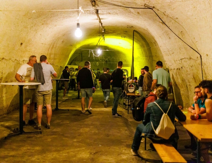 Júniusban bejárhatjuk a kőbányai titkos katakombákat