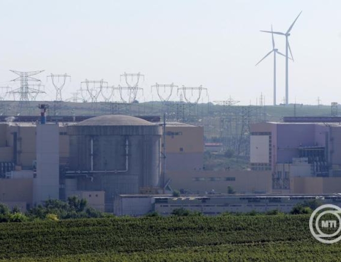 Leállítják Romániában az atomerőművet