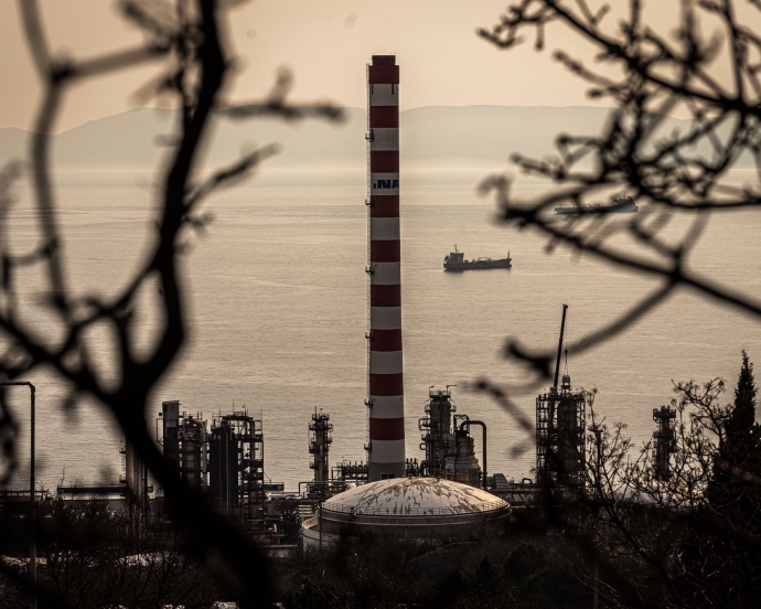 Átadták a MOL-INA kőolajfinomítóját Fiuméban