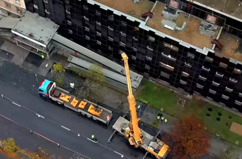Látványos daruzási művelet a Honvédkórháznál - videós tartalom