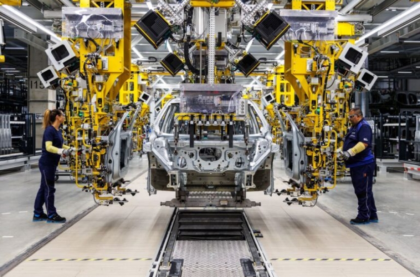 Érkezik a 24 órás működés a BMW Group debreceni gyárába